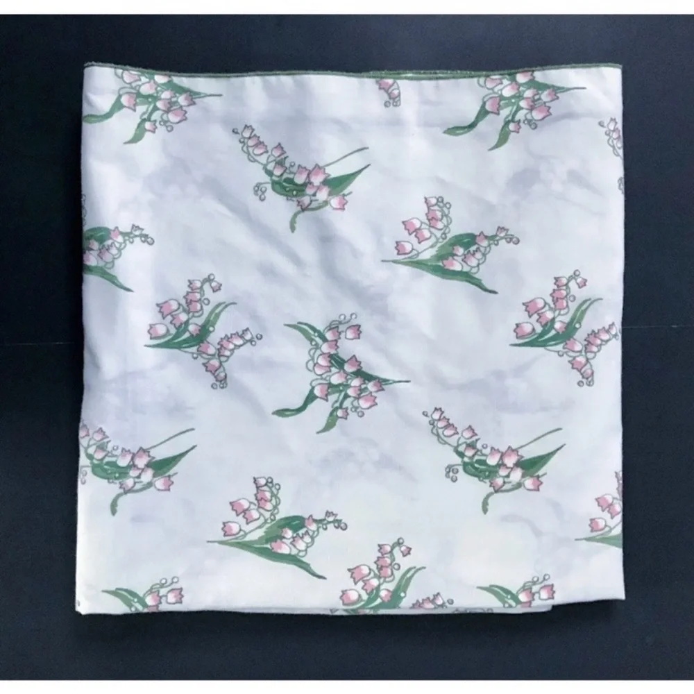 Vintage Diane Von Furstenberg Leacock Lily Of The Valley Floral Tablecloth
